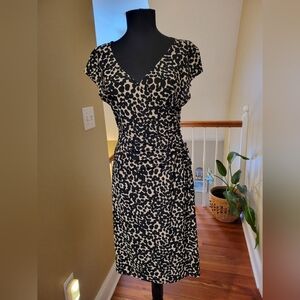 Jones Wear Elegant Black and Cream Dress